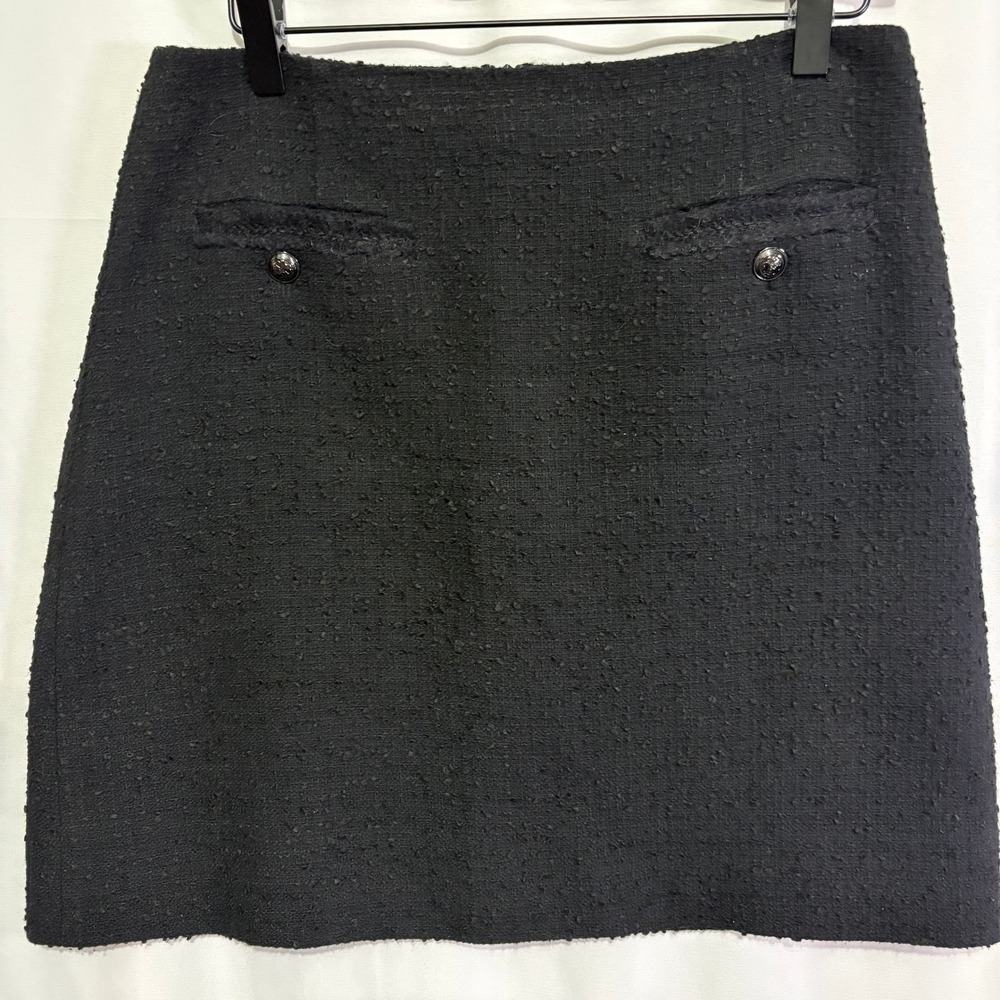 L.K. Bennett SK Charlee Black Boucle Mini Skirt Crest Buttons Size 6 Old Money